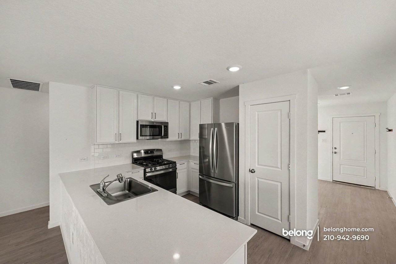 286 Tahoe Ave - Photo 6 of 21
