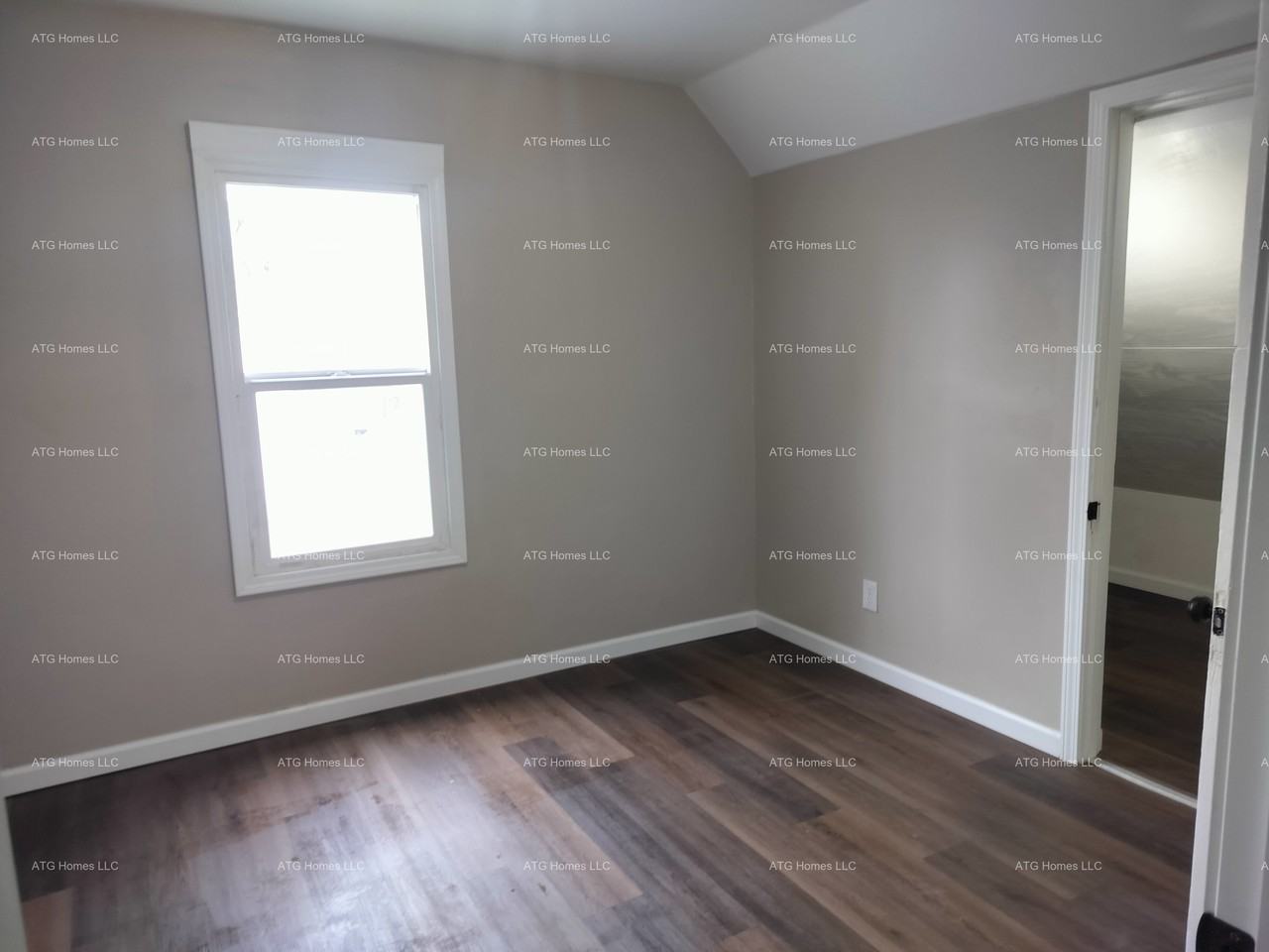 720 S Noble St #C - Photo 2 of 9