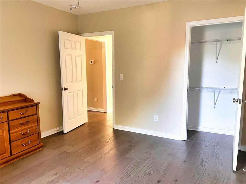 119 Hogan Rd - Photo 4 of 12