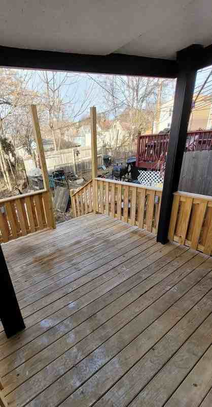 209 Catalpa St - Photo 4 of 13