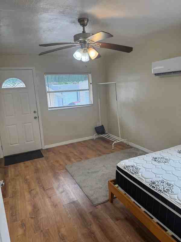 832 1st St N ##9 - Photo 6 of 9