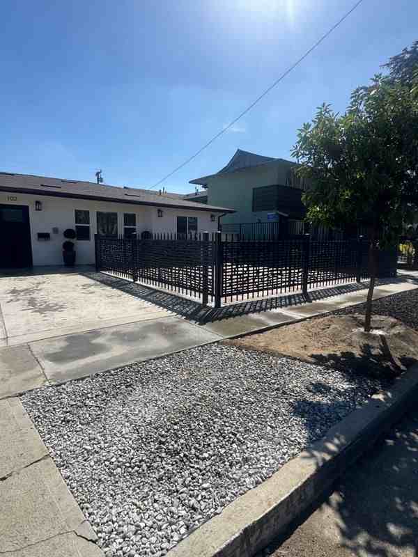 6042 King Ave - Photo 4 of 24