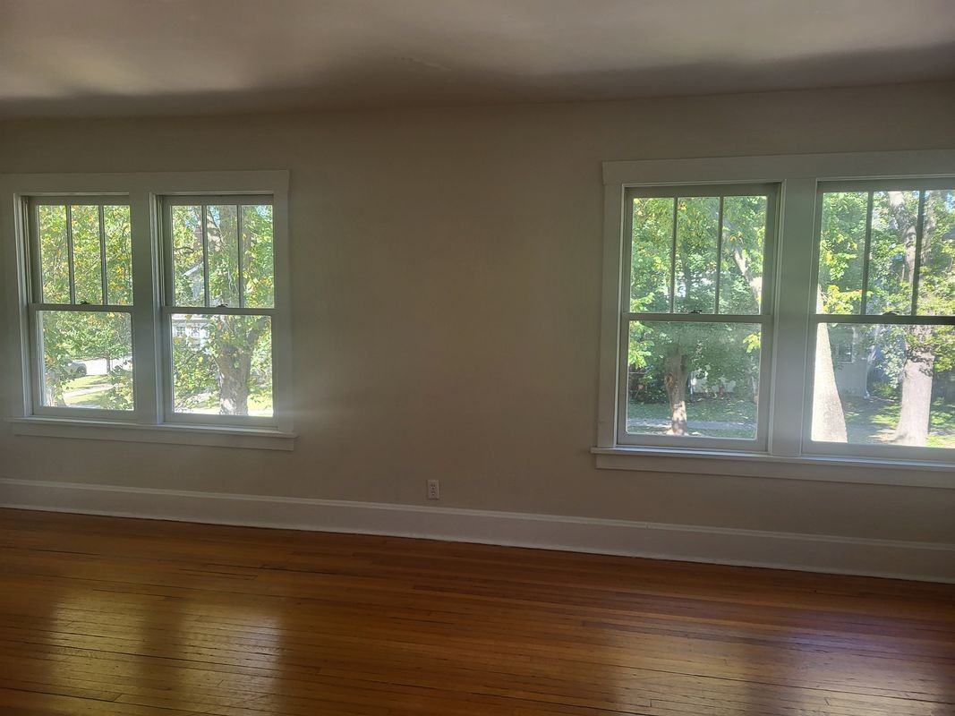 1920 Noyes St - Photo 2 of 20