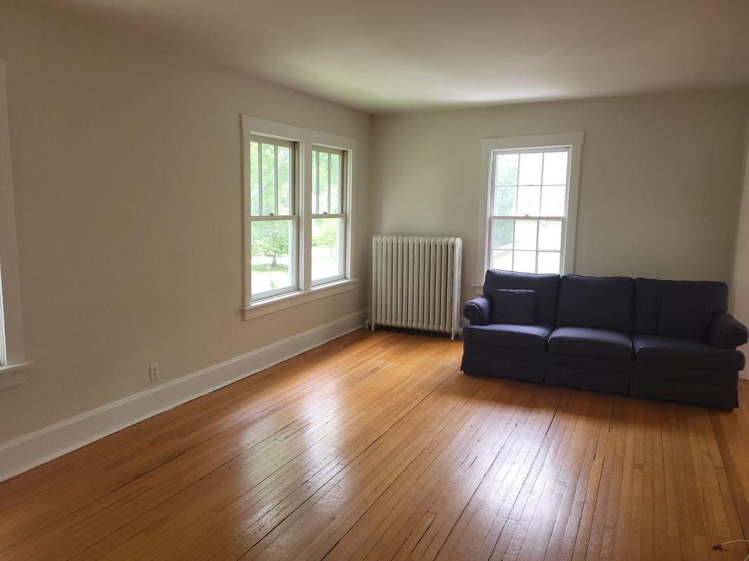 1920 Noyes St - Photo 3 of 20