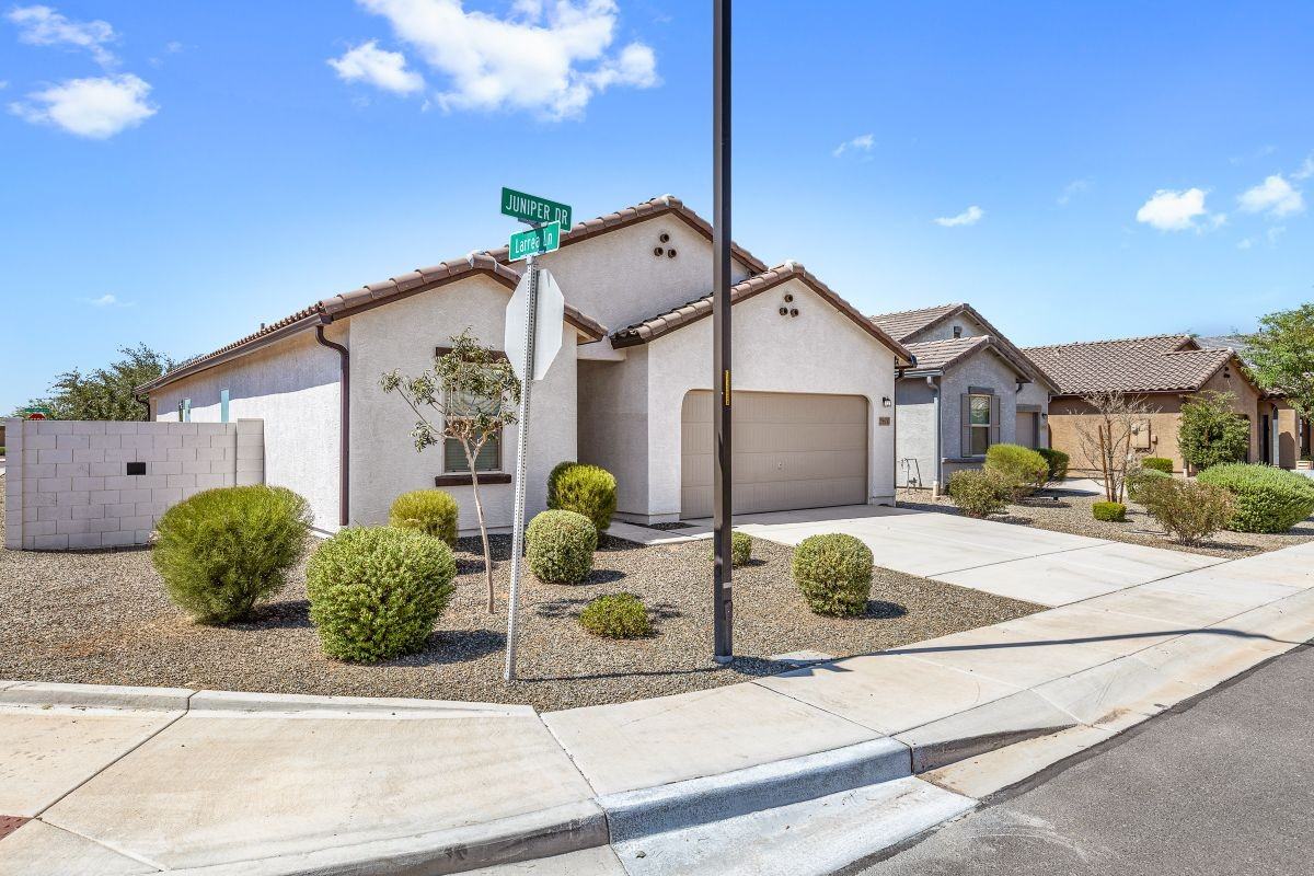 29910 N Juniper Dr - Photo 3 of 29