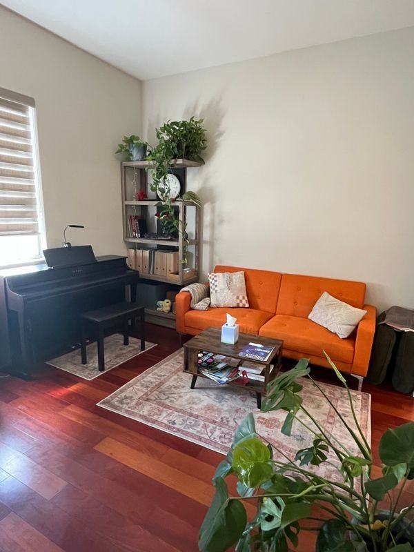 125 N Marguerita Ave - Photo 2 of 9