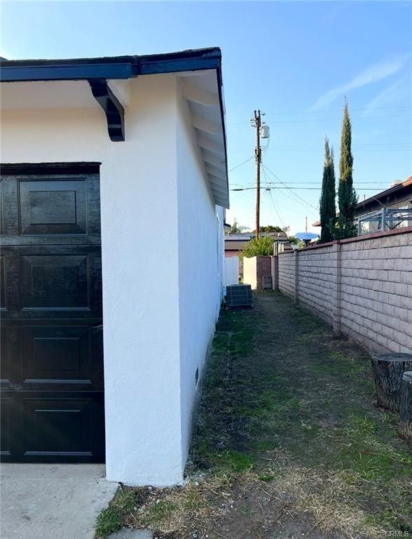 14249 Gruen St - Photo 3 of 15
