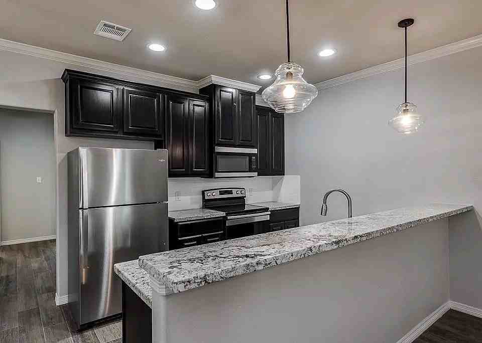 405 Cooner St #1 - Photo 5 of 18