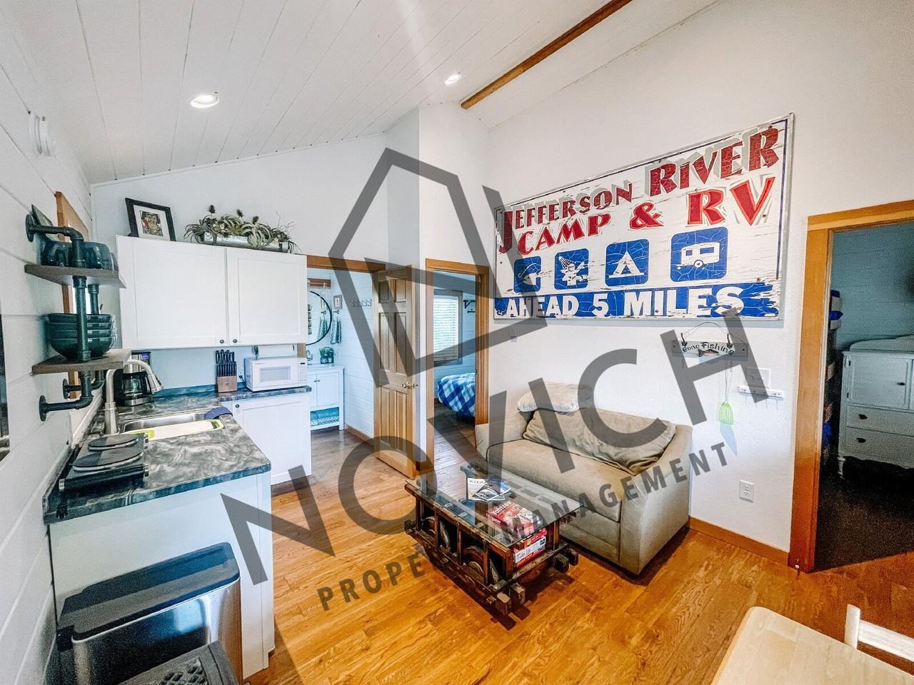 5128 Mount Highwaynorth - Photo 4 of 14