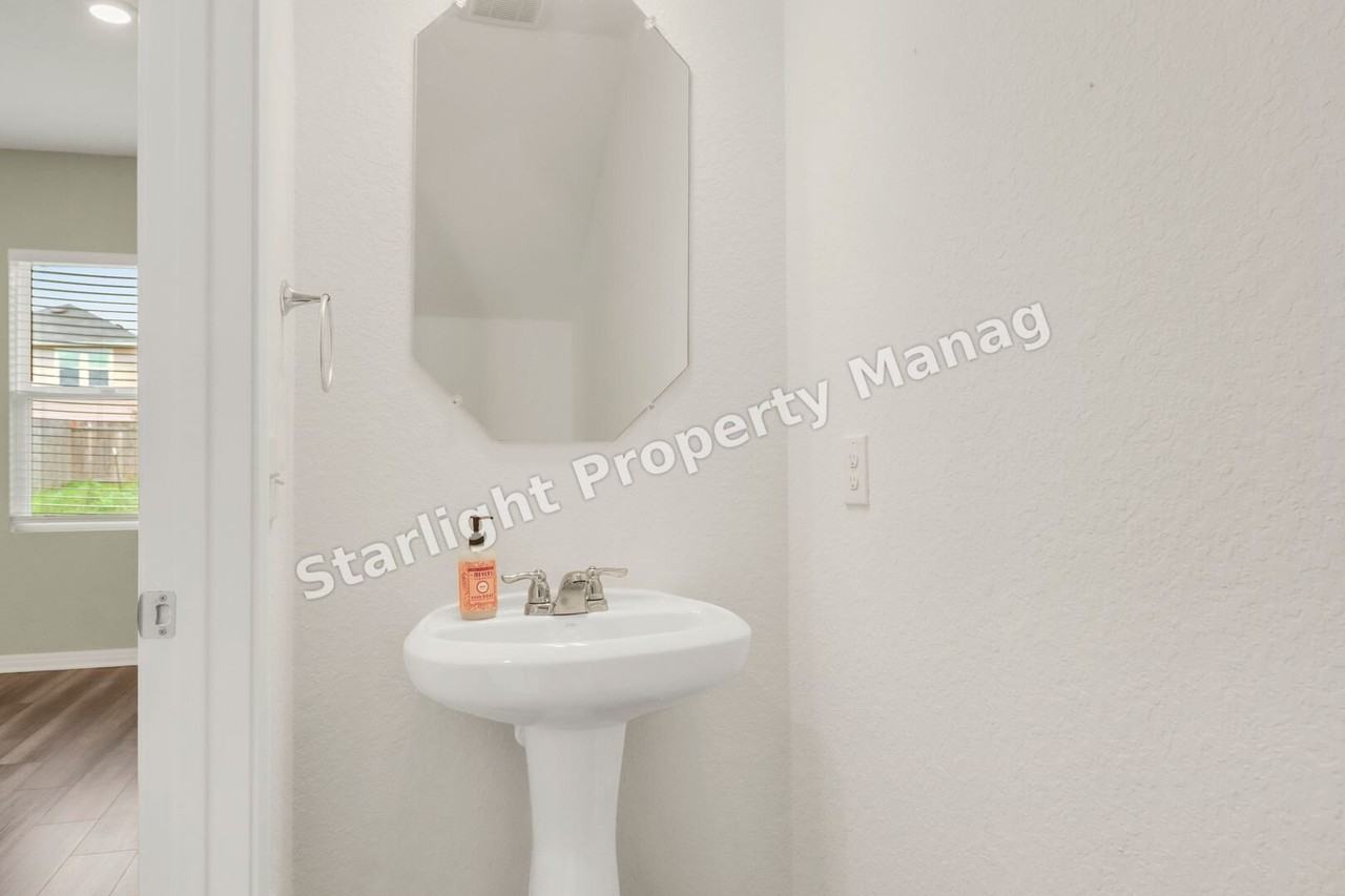 7723 Fern Holw - Photo 3 of 24
