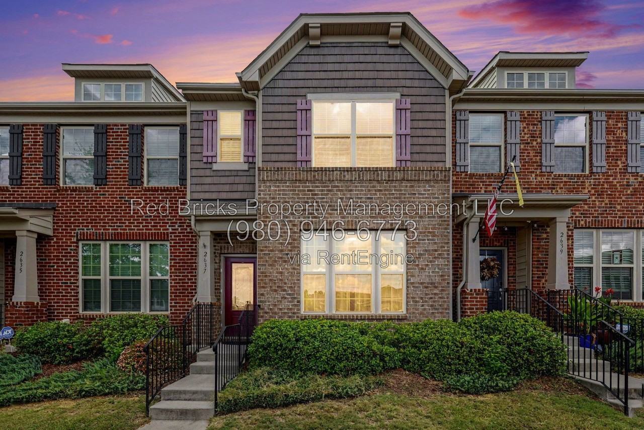 2637 Winter Thistle Way - Photo 2 of 42