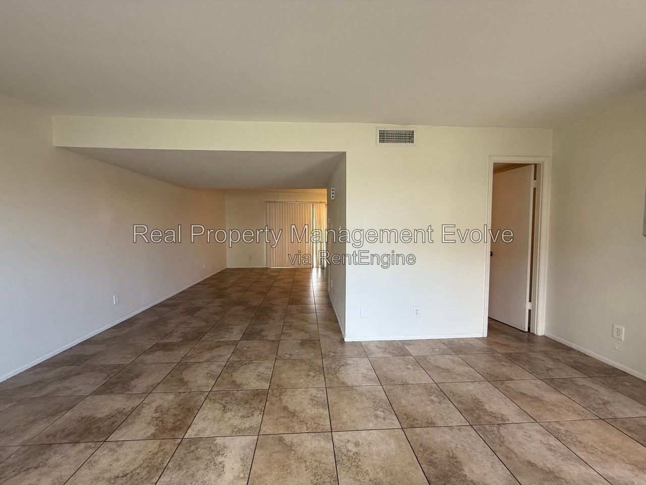 5107 S Terrace Rd - Photo 2 of 24