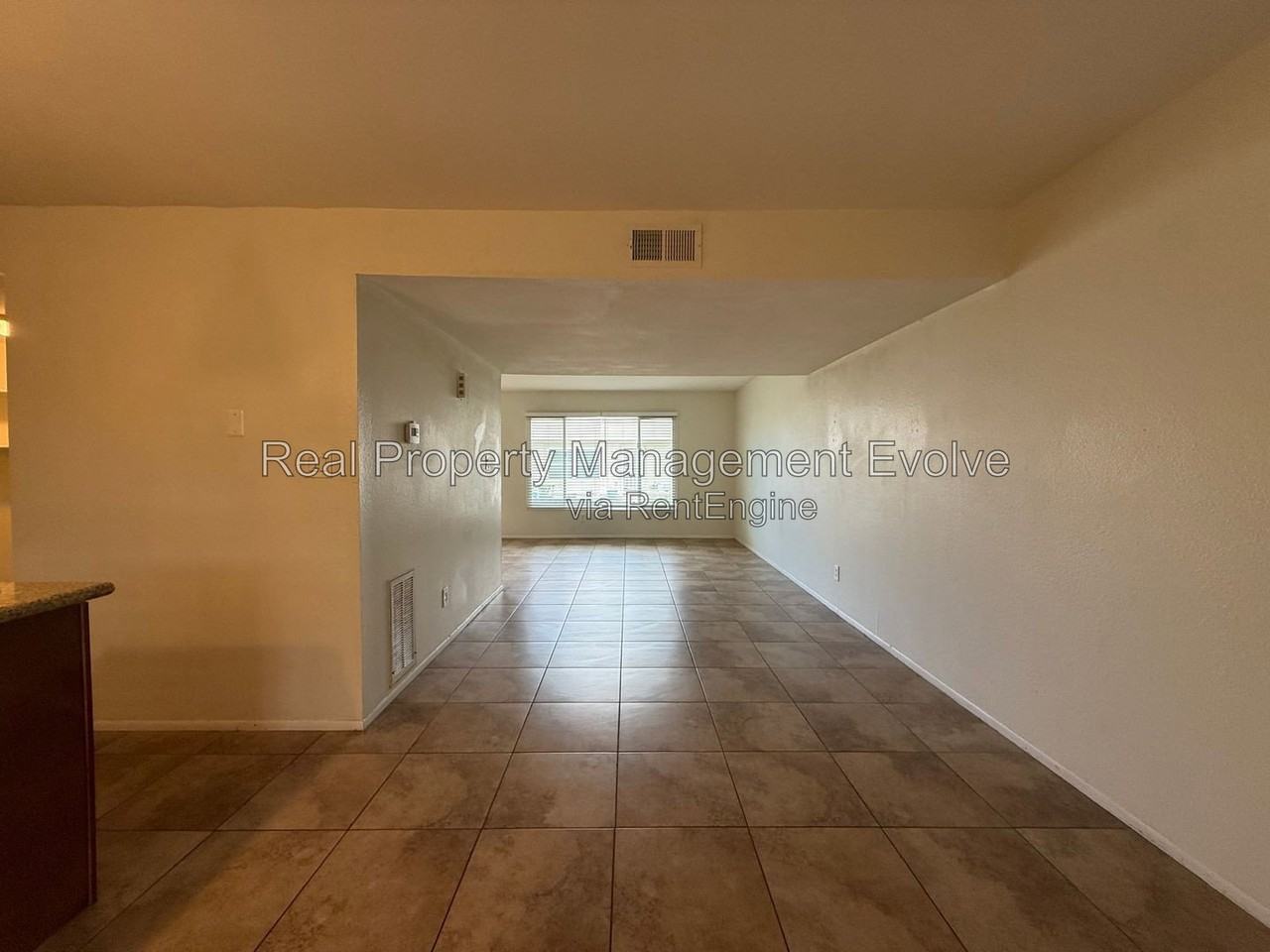5107 S Terrace Rd - Photo 5 of 24