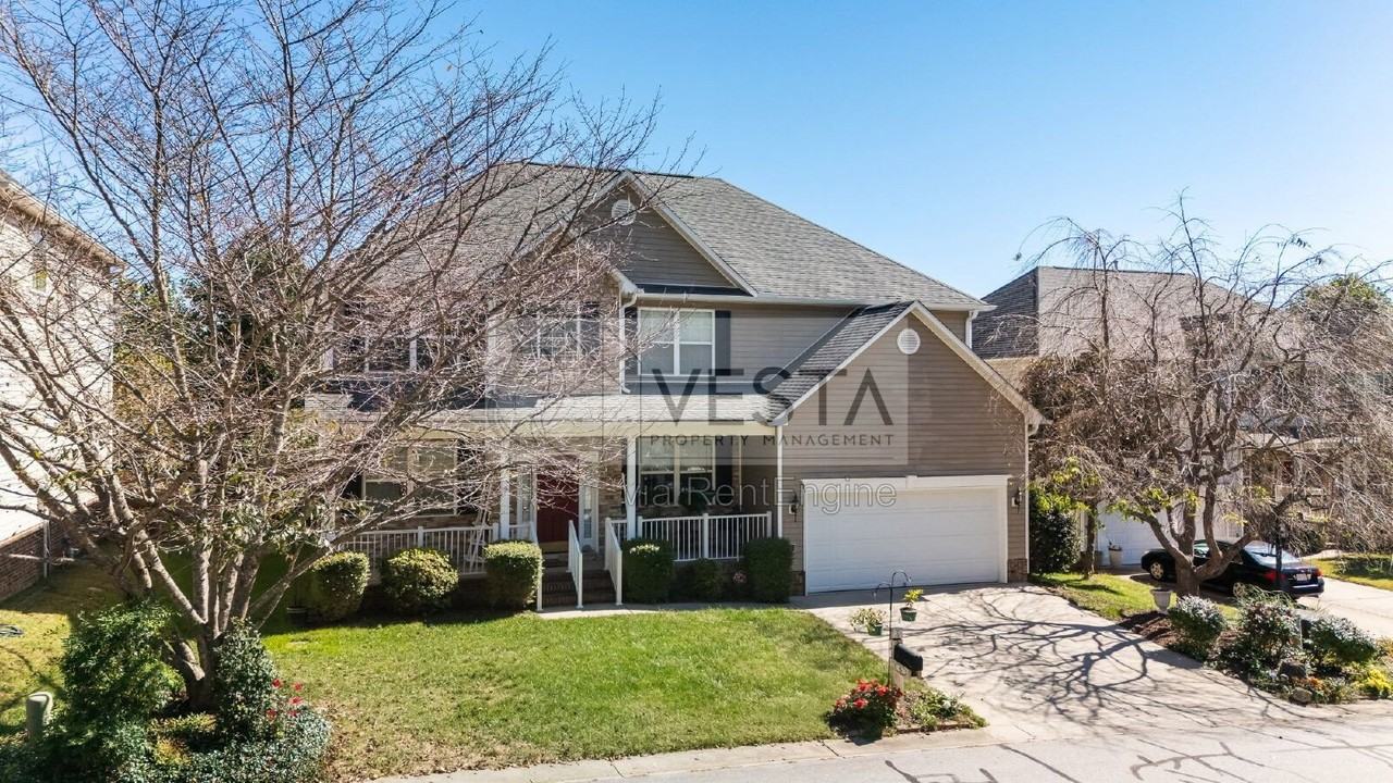 6 Dansford Ln - Photo 4 of 50
