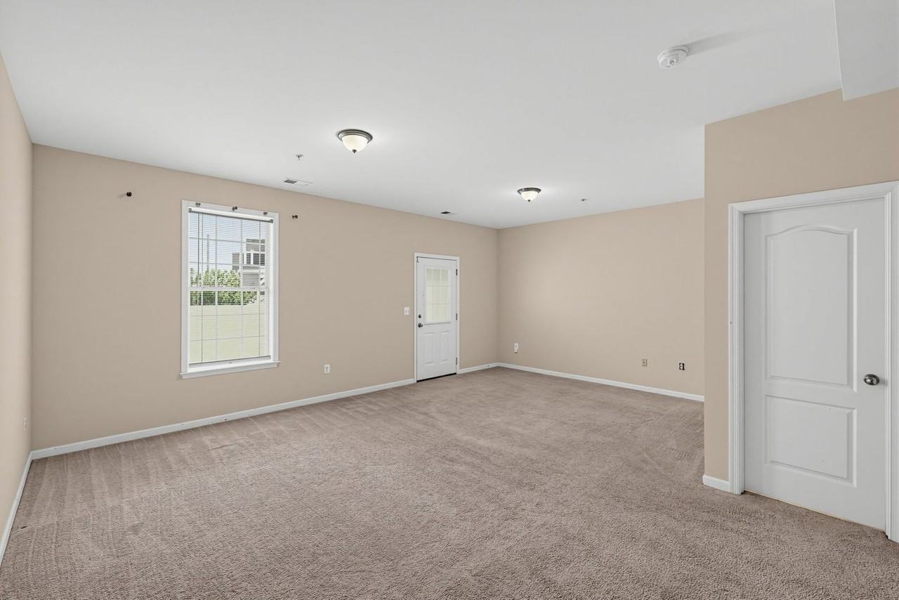 3592 Fossilstone Pl - Photo 6 of 15