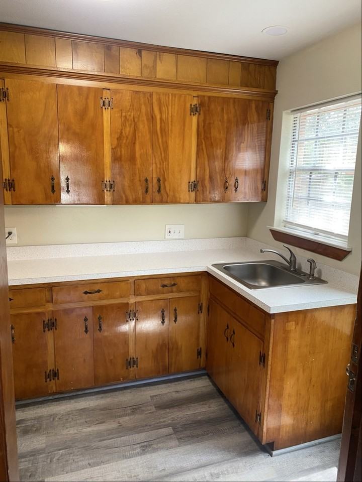 407 S Section St #407B - Photo 2 of 8
