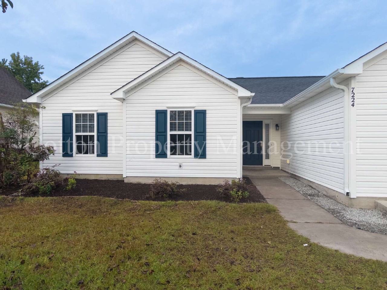 7224 Walking Horse Ct - Photo 2 of 48