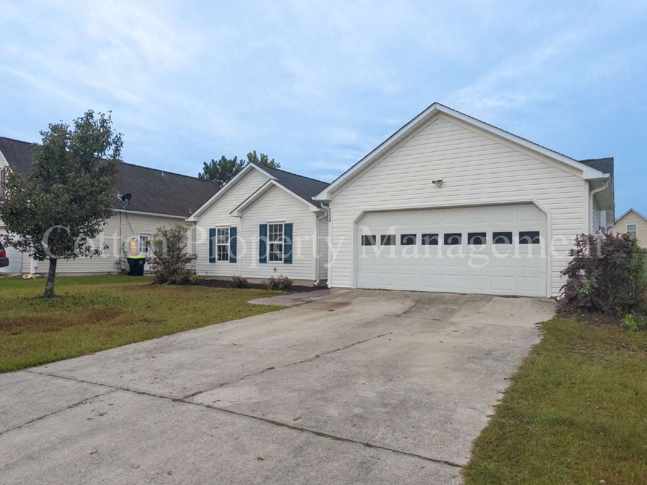 7224 Walking Horse Ct - Photo 3 of 48
