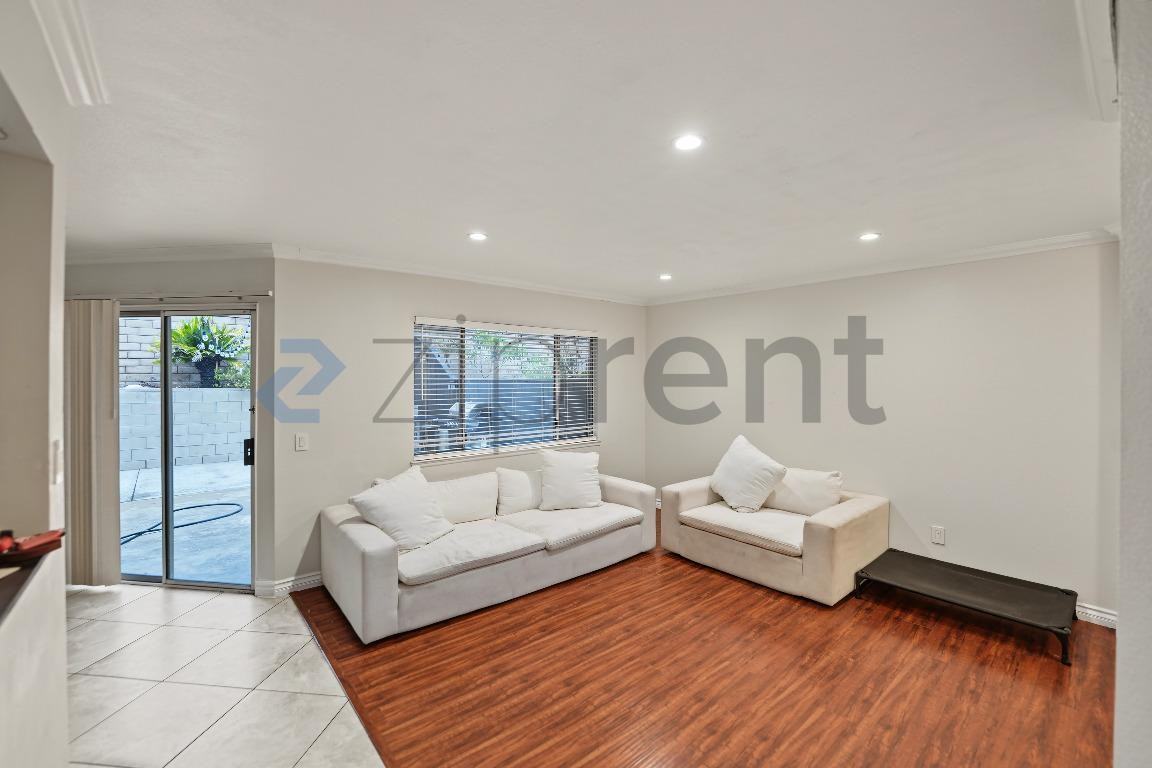 810 California Privado - Photo 7 of 26