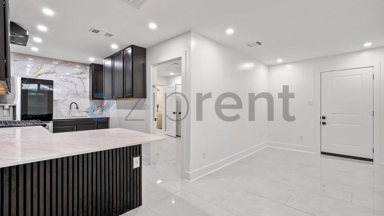 12430 Briar Forest Dr #B - Photo 6 of 19