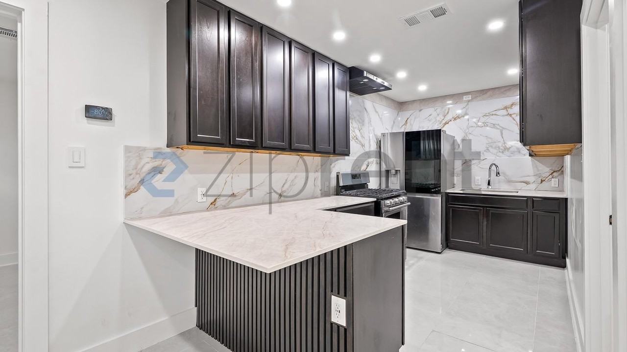 12430 Briar Forest Dr #B - Photo 7 of 19