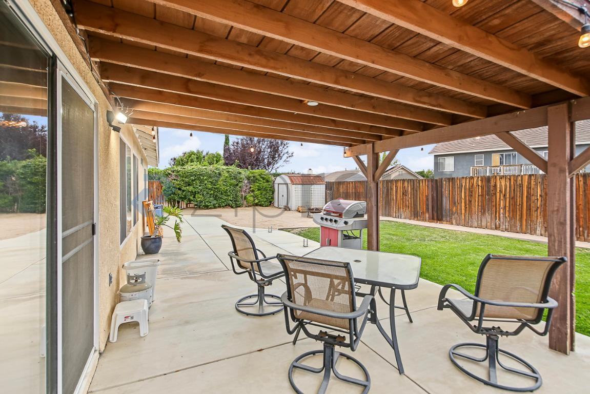 6121 W Avenue J5 - Photo 5 of 32