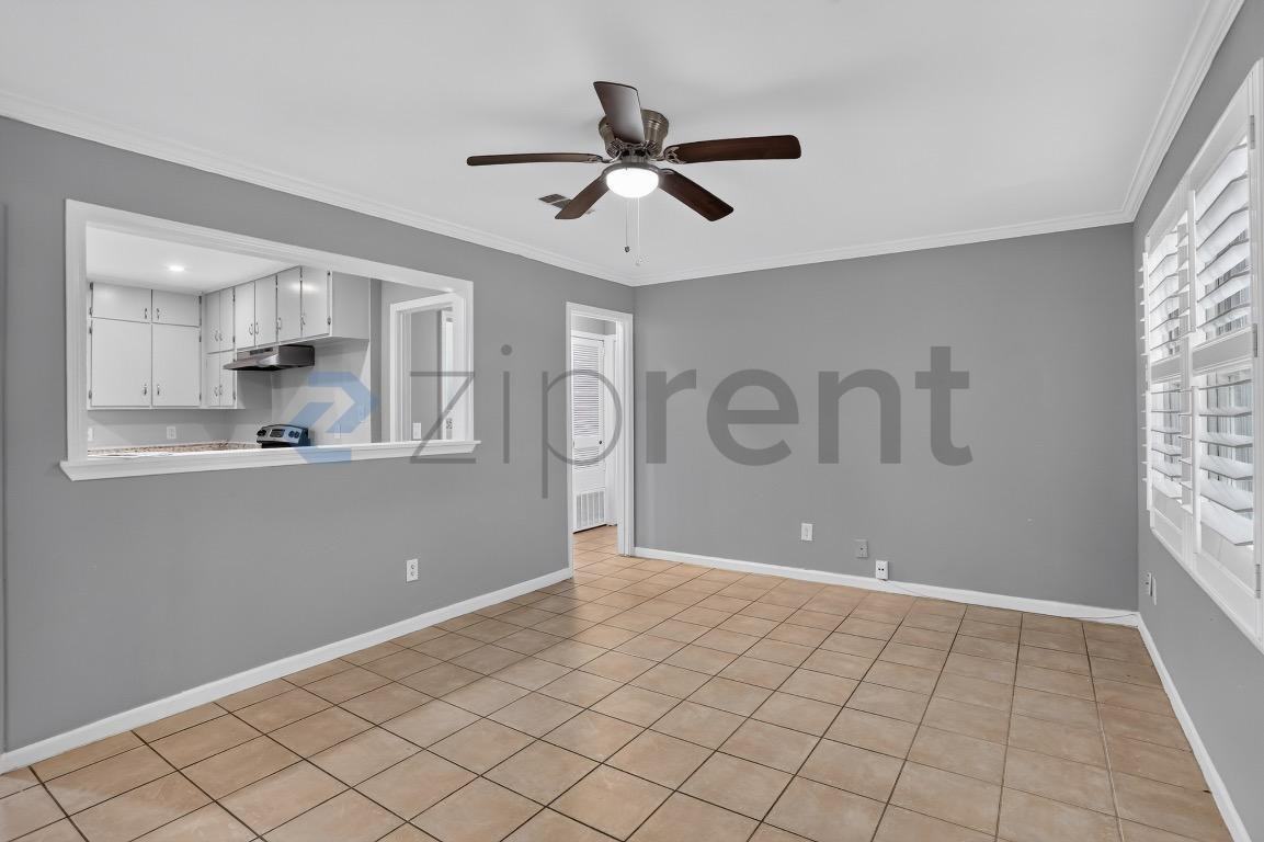5438 Langhorn Way #B - Photo 7 of 20