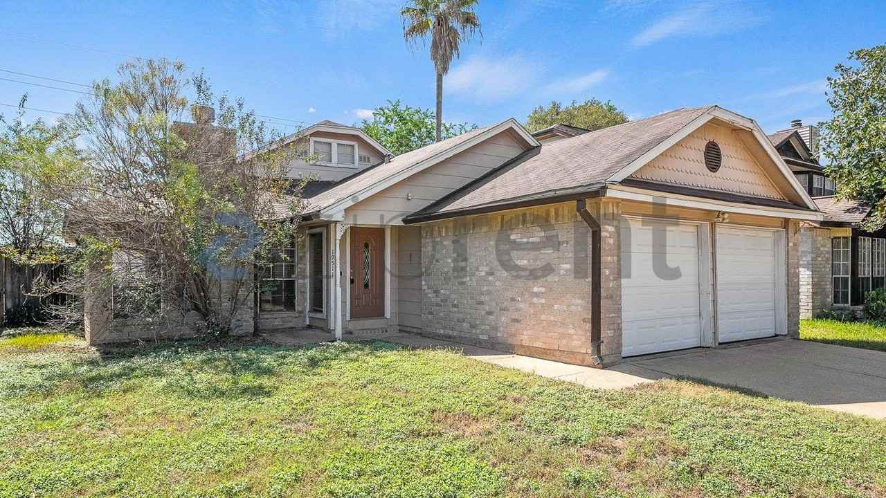 19511 Coppervine Ln - Photo 2 of 25