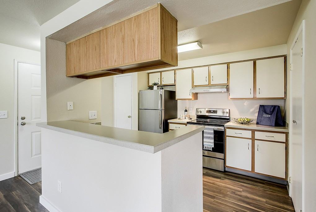 Bothell Ridge - Photo 6 of 38