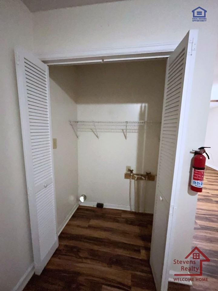 28 Bybee Woods Dr #1 - Photo 6 of 11
