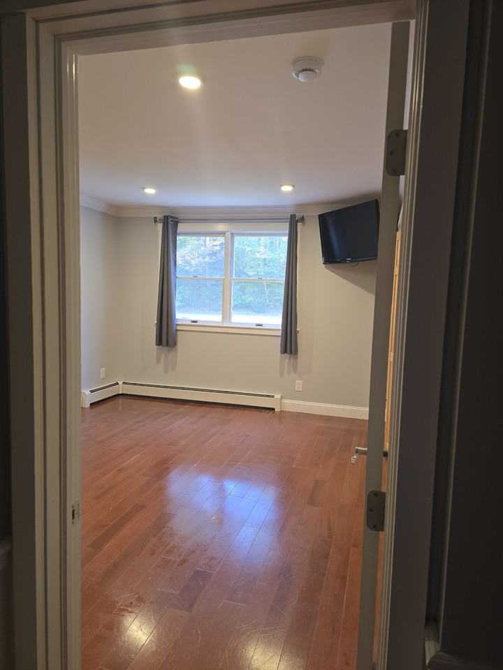 69 Kimball Dr #NA - Photo 6 of 12
