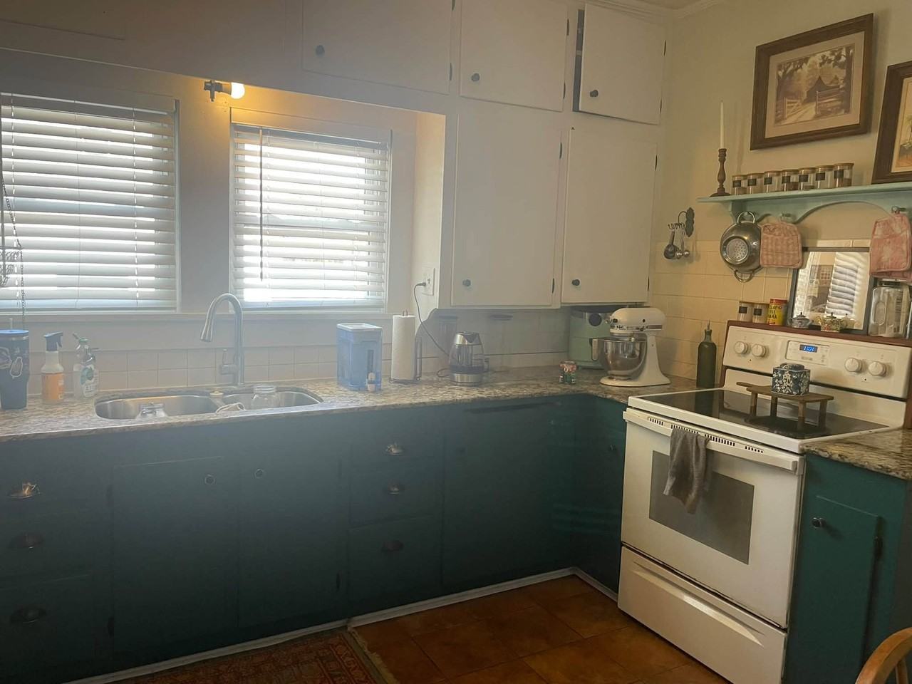 610 W 4th St #NA - Photo 5 of 18