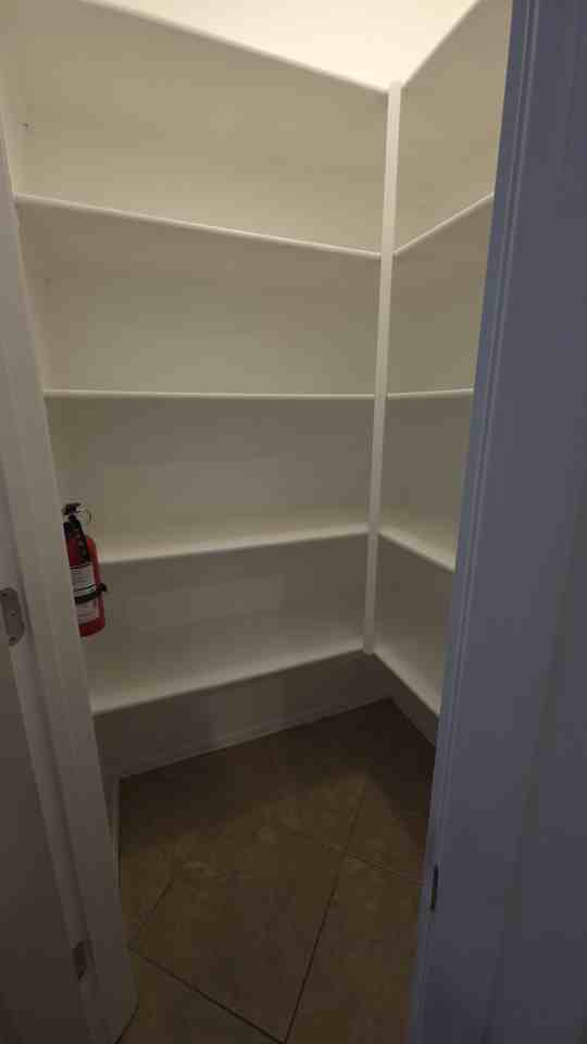 5730 W Gwen St #NA - Photo 4 of 32