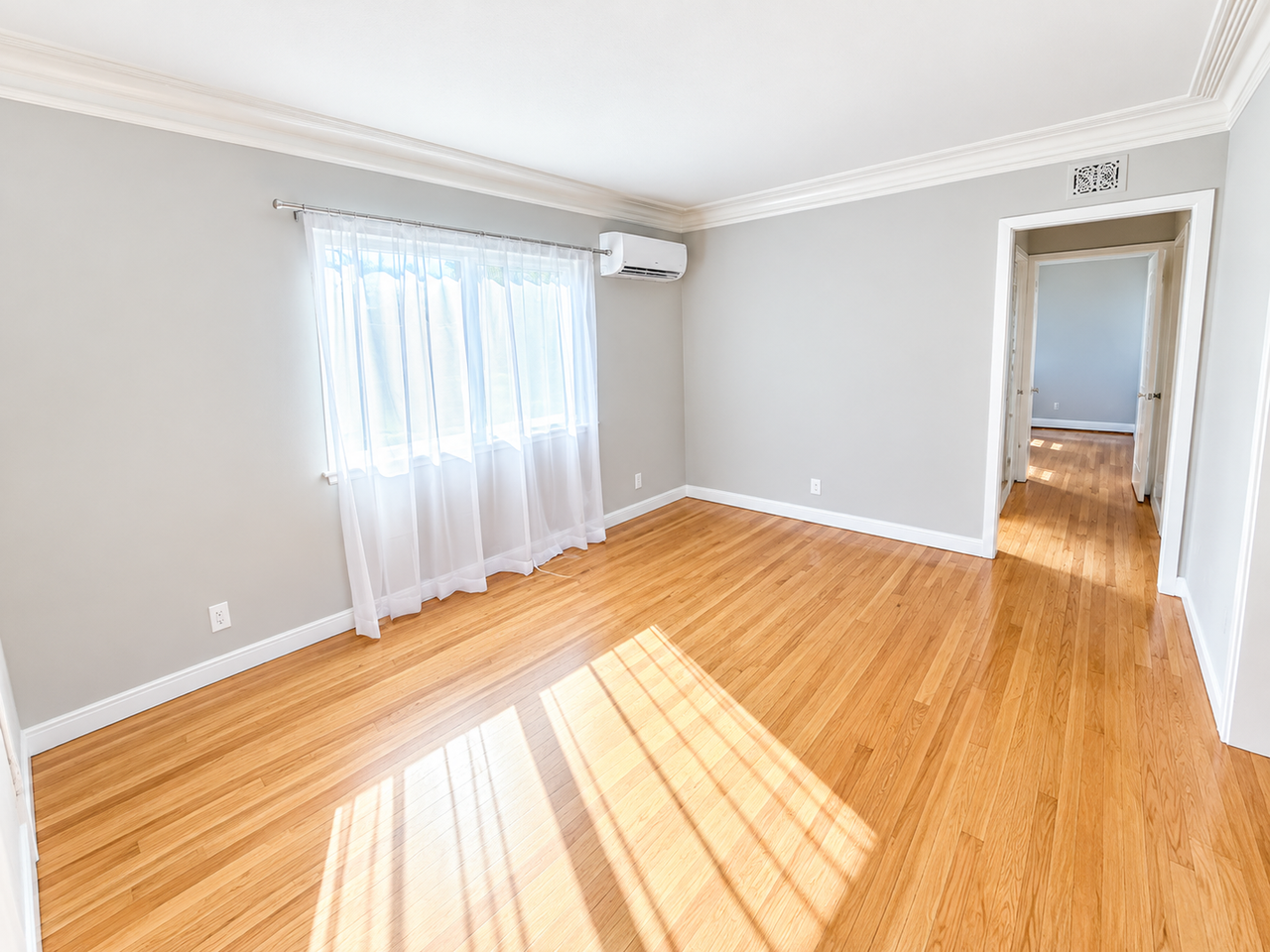 2318 Mira Vista Ave - Photo 2 of 20