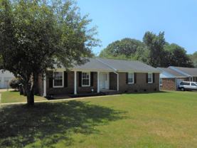 1611 Fieldcrest Cir - Photo 1 of 1
