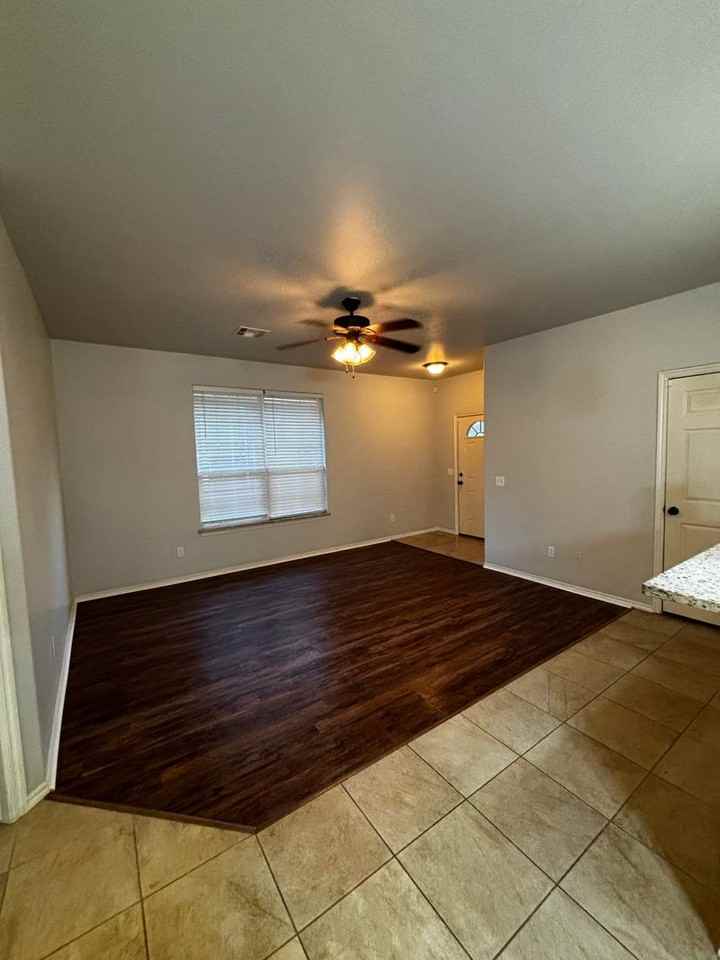 1304B Garden Gate Dr - Photo 6 of 23