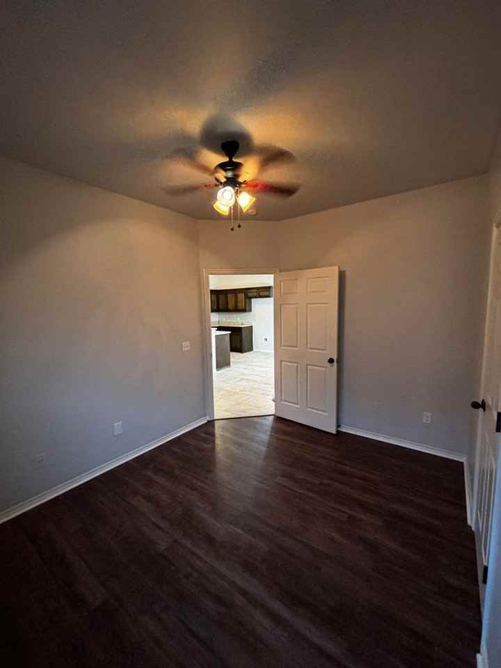 1304B Garden Gate Dr - Photo 7 of 23