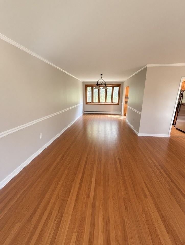 1918 Carriage Way - Photo 3 of 17
