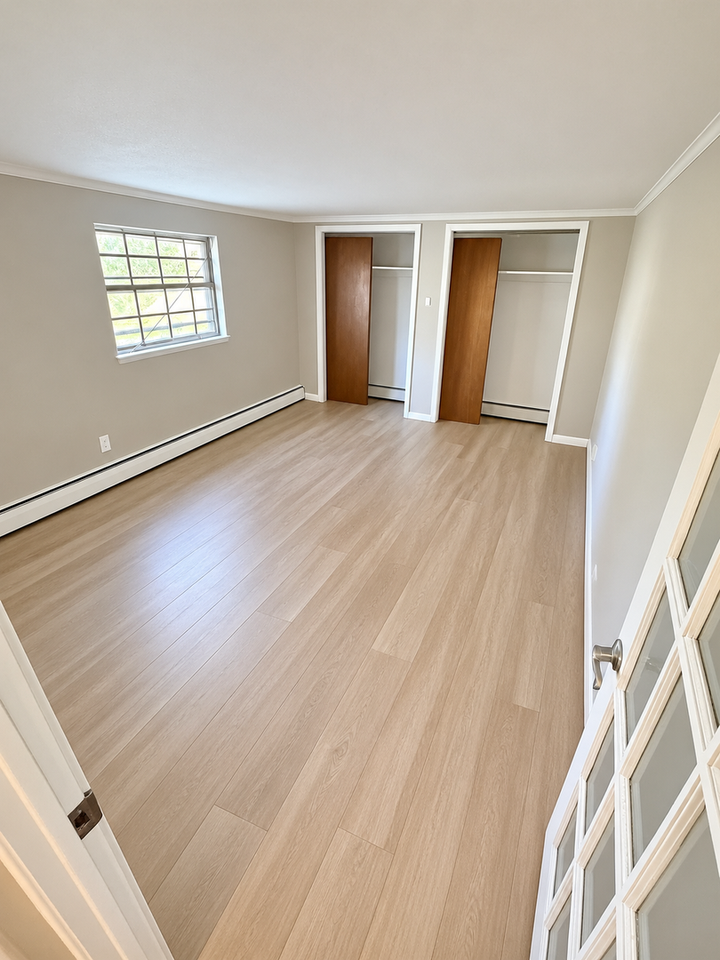 1918 Carriage Way - Photo 5 of 17
