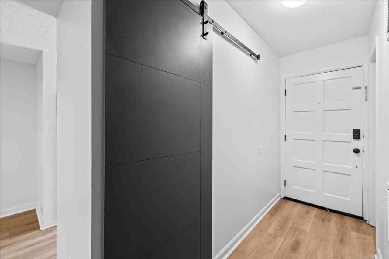 68 Knollwood Cir - Photo 4 of 31