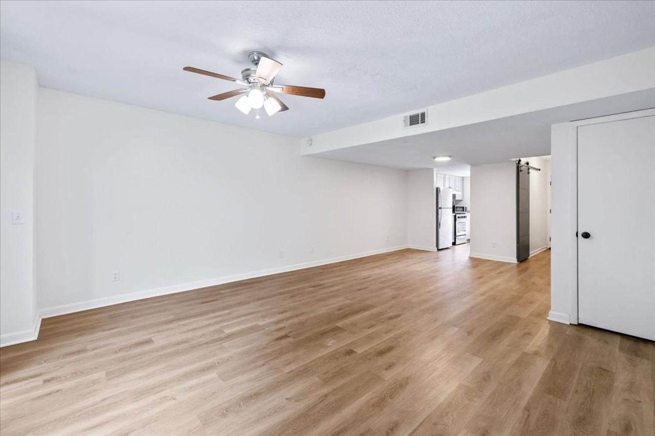 68 Knollwood Cir - Photo 7 of 31