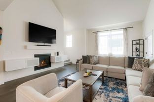 1831 S Dunkirk St - Photo 1 of 1