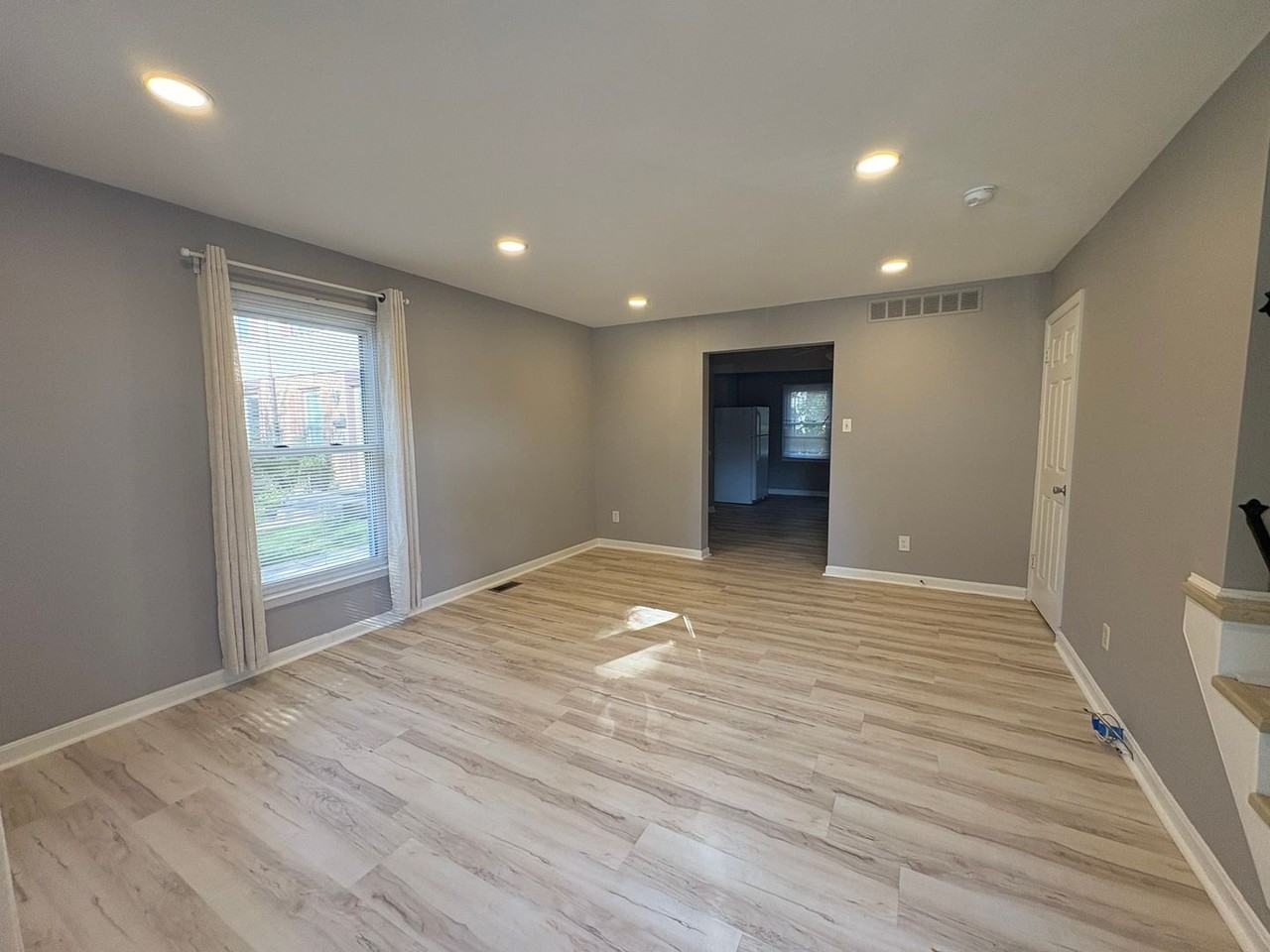 8535 Gradien Dr - Photo 2 of 35