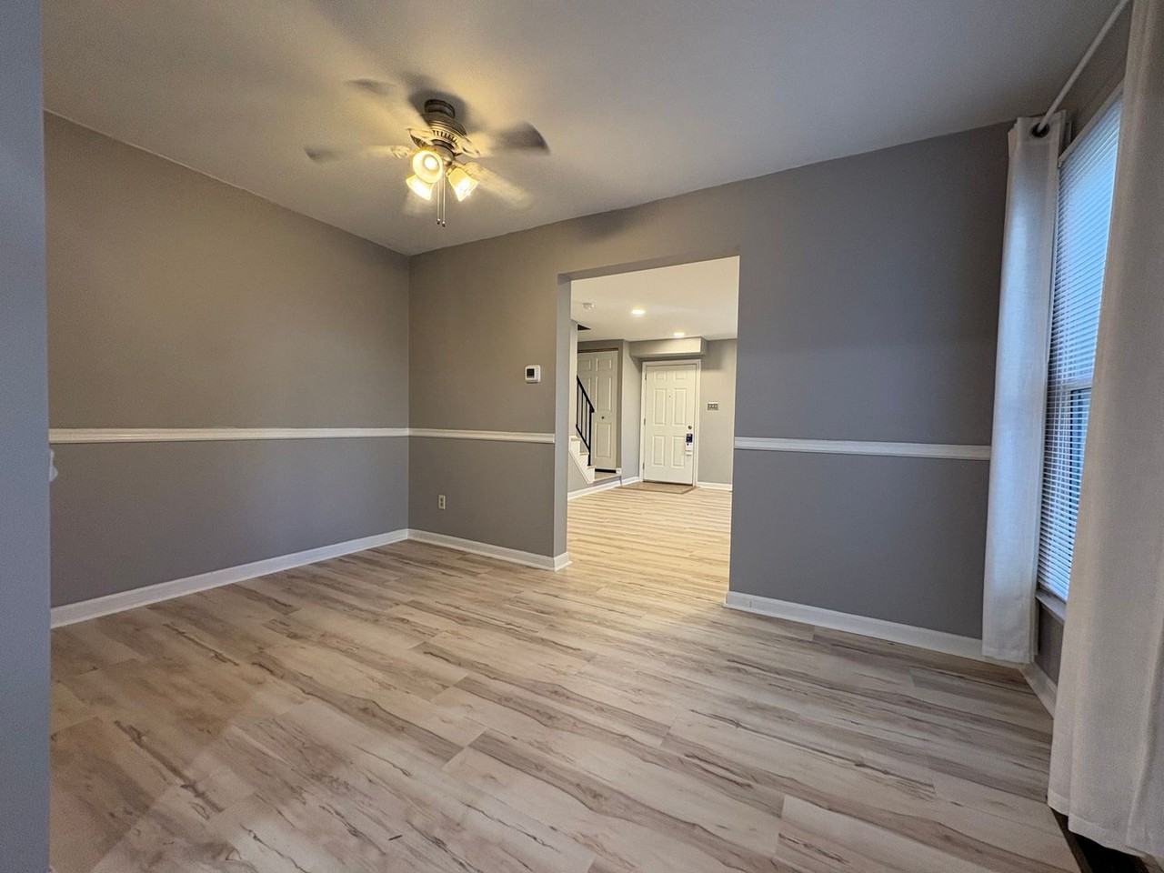 8535 Gradien Dr - Photo 4 of 35