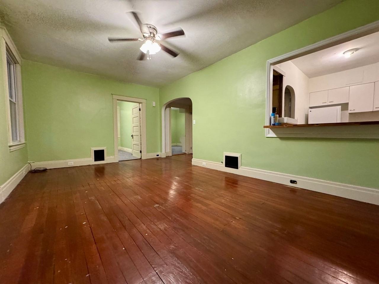 3458 Cheviot Ave - Photo 5 of 14