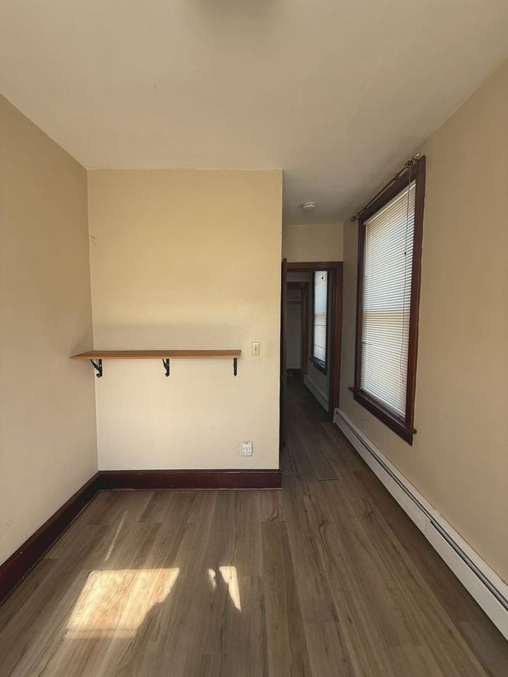 25 E High St - Photo 7 of 17