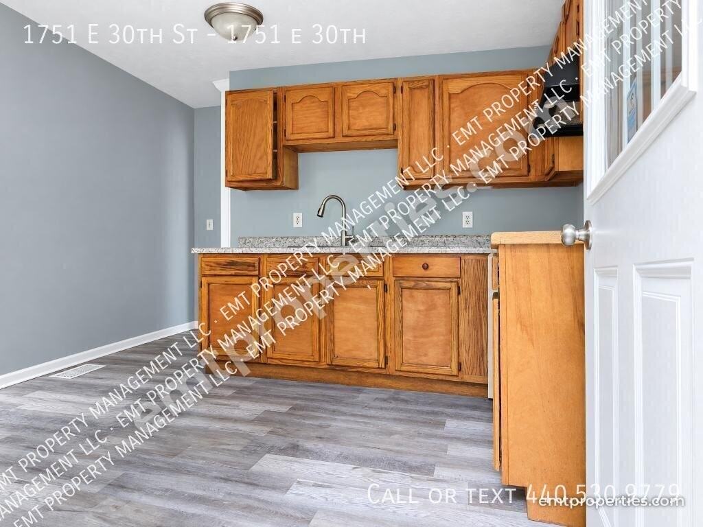 1751 E 30th St #1751E30th - Photo 6 of 7