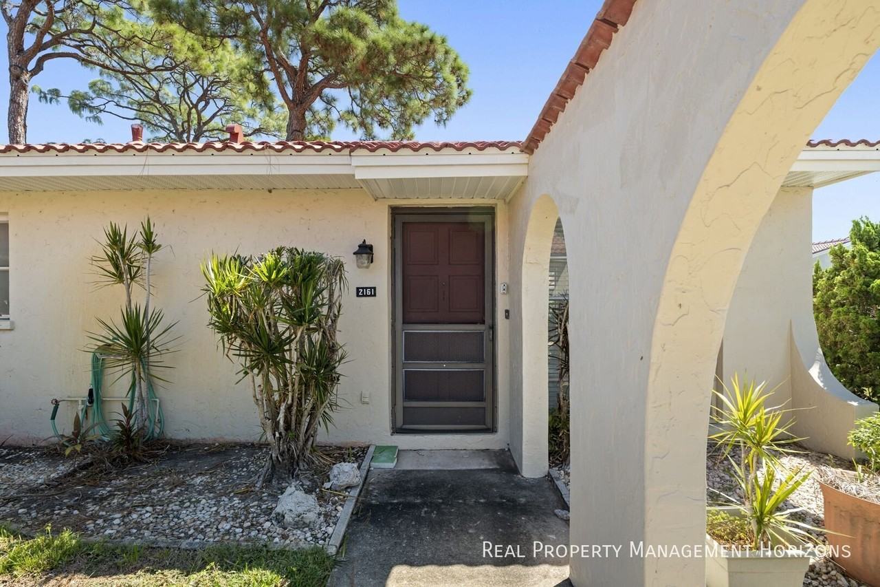 2161 Pueblo Cir - Photo 6 of 30