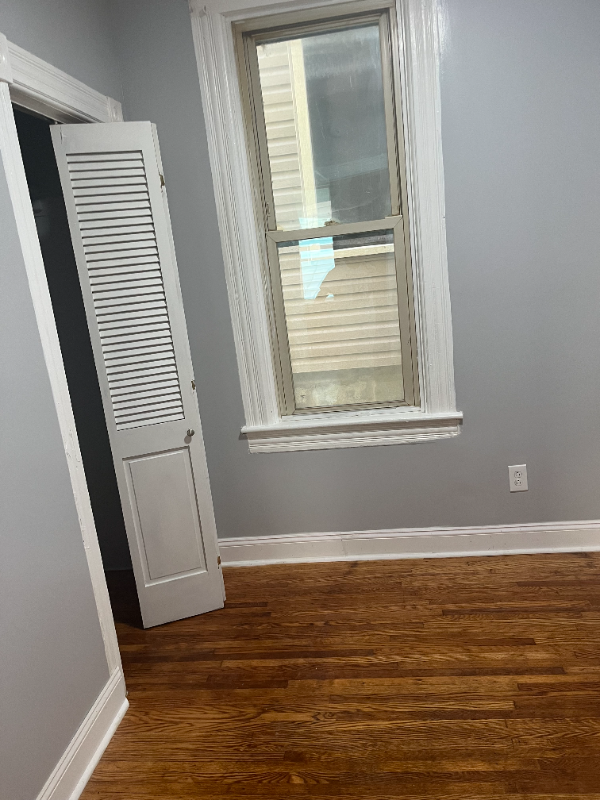 1023 Wager St #1stFL - Photo 7 of 11