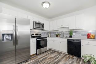 13316 Cherry St - Photo 1 of 1